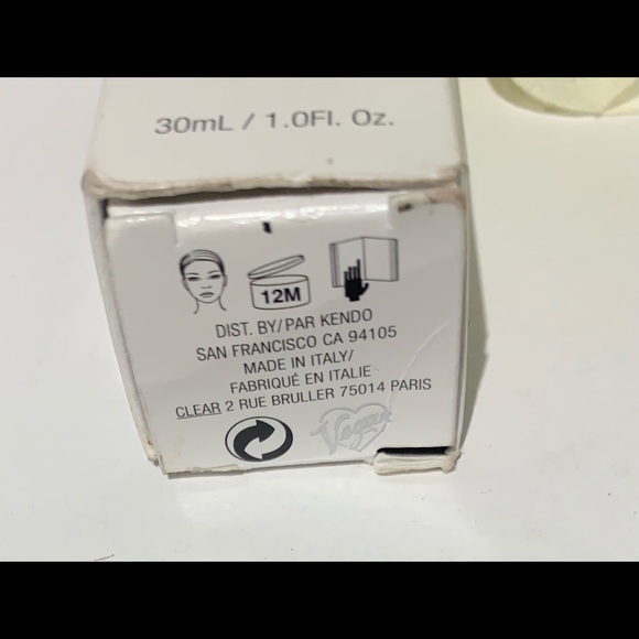 NEW KVD True Portrait Foundation DEEP 84⭐️ - Picture 8 of 11